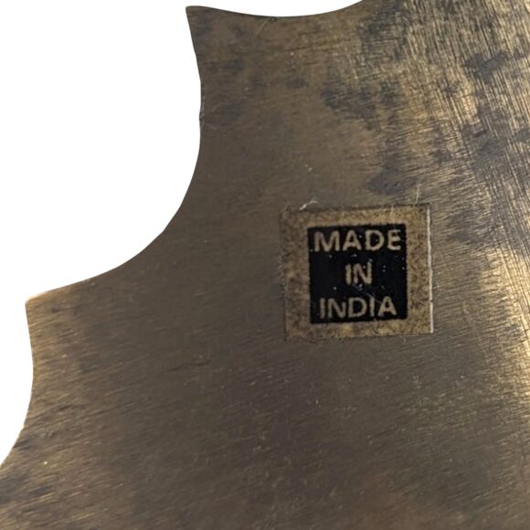 Vintage Brass Leaf Candlesticks: Boho Decor, Made in India - Picture 3 of 5